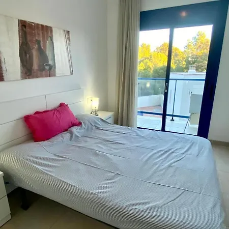 Bonito Bajo En Edificio Marina 1 Daire Calafat